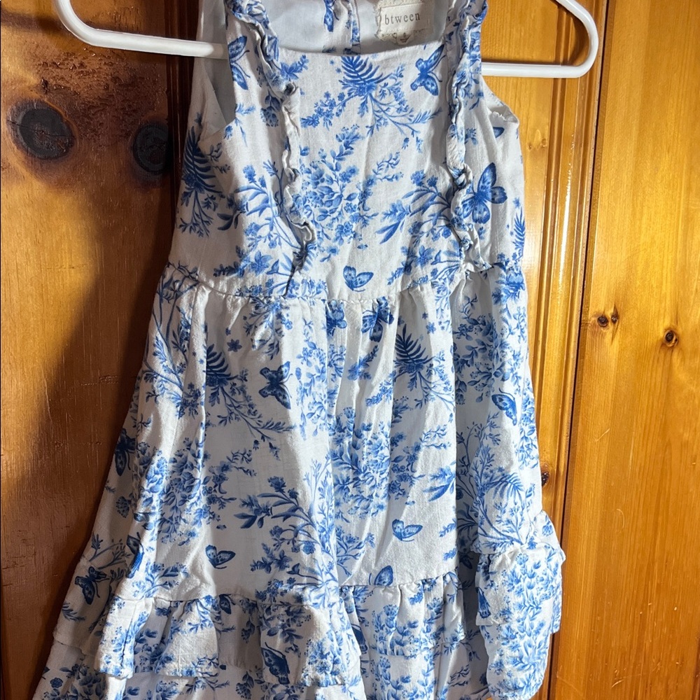 btween Floral Dress in Blue and White - Picture 3 of 8